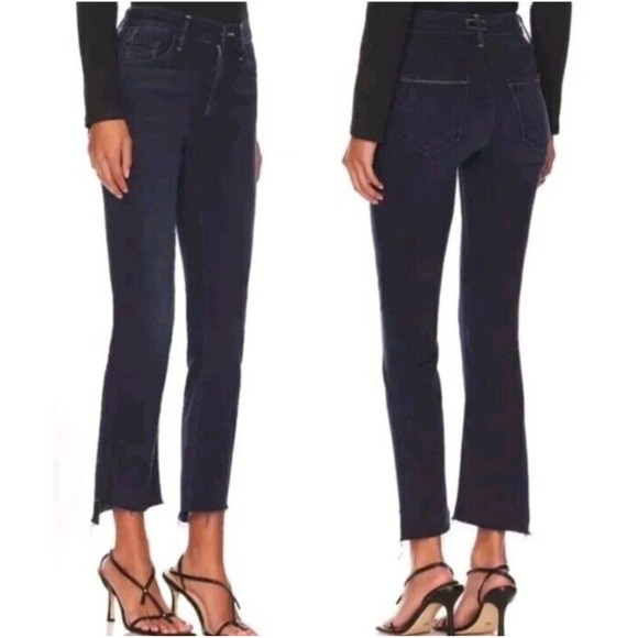 Mother The Insider Crop Step Fray
Jeans in Night in Paris Size 26 - Picture 2 of 11